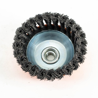 Щетка-крацовка "чаша" витая,жесткая проволока 100мм 0,5мм М14мм для УШМ арт.36200100 Bohrer *1/50