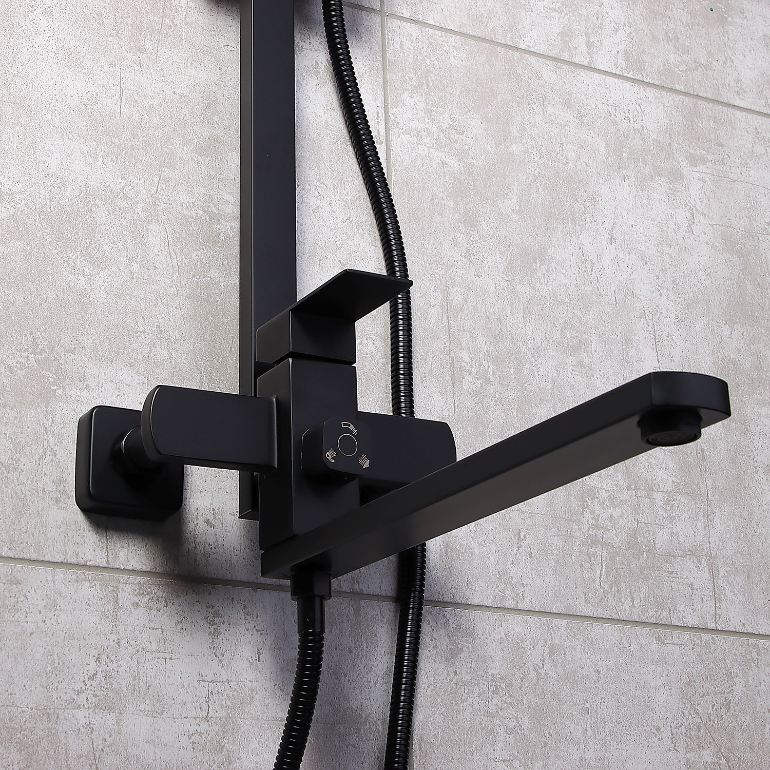 Смеситель д/ванны со стойкой для душа + ручной душ Fmark FS8145-35H черная *1