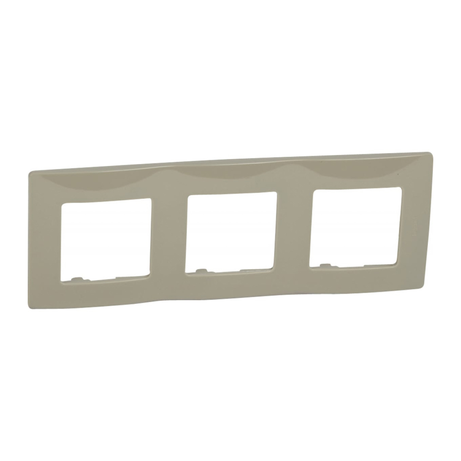 Рамка 3-м Etika сл. кость Leg 672513