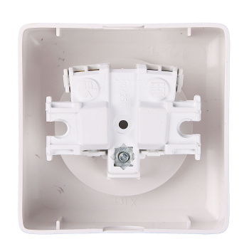 Розетка "Хит" ОП 1-мест. белая РА10-131-б *10/168